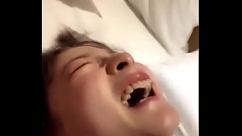 Pasangan Muda Tiongkok Bercinta Hingga Mengencingi Satu Sama Lain