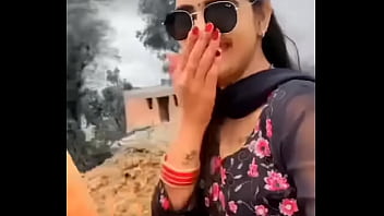 Naik Turun Susu Bhabhi Desi