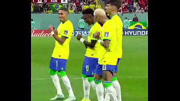 Brasil Menghantam Pantat Korea Secara Langsung!!! Neymar Dan Krunya Merayakan Kemenangan Dengan Gaya