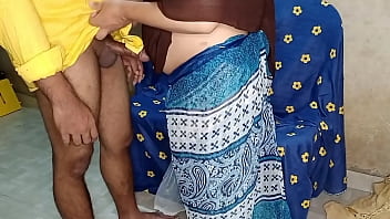 ससुराल में दामाद ने अपनी सास को पहली बार जबरदस्त चोदा, गर्म हिंदी आवाज में अश्लील कहानी