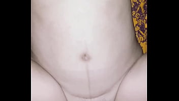 Janda Bergaun Kuning Menggoda, Rindu Disetubuhi Hingga Puas