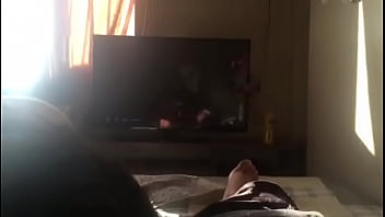 Tonggak Lidah Si Gadis Oriental