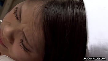 Dokter Yang Tak Hanya Menyembuhkan Pasien, Tapi Juga Memuaskan Perawat Nakal Di Ranjang