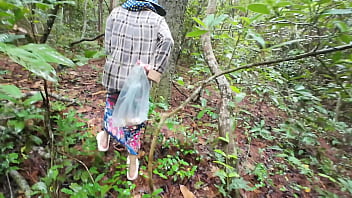 Warga Desa Thailand Amatir Bercinta Di Hutan Umum Dengan Rekaman 4k Yang Panas