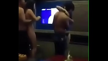 掃不掉的淫蕩！中國情色ktv再爆火辣現場 男女激戰3p濕身照全流出