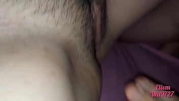 Melihat Adik Tiriku Basah Dan Menggeliat Saat Kami Nonton Film Porno, Aku Tak Tahan Untuk Meraba-raba Memeknya Yang Sudah Basah Kuyup