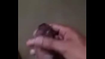 Tembakan Sperma Terbang Untuk Gadis-gadis Desi Yang Menggoda