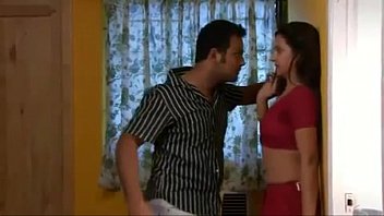 Gadis India Seksi Dengan Tubuh Menggoda Dan Gerakan Sensual