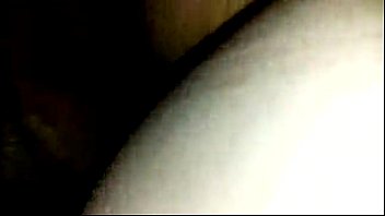 Gadis India Yang Menggoda Dengan Lekuk Tubuh Yang Membara