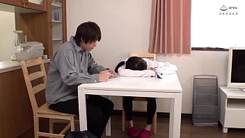 Kakak Tiri Jepang Dan Adik Laki-laki Yang Tak Tahan Godaan Bagian 2