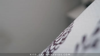 Anak Tiriku Masuk Kamar Yang Salah Dan Akhirnya Berbagi Ranjang Denganku, Pagi Ini Aku Akan Membuatnya Merasakan Kenikmatan Yang Tak Terlupakan