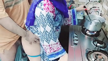 Pembantu India Desi Dihardik Di Dapur