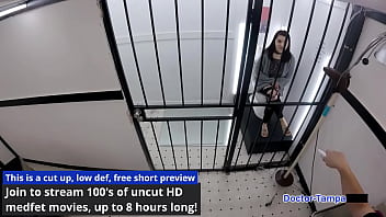 Malam Panas Tampa Dengan Mina Moon Yang Menggoda Di Siccos