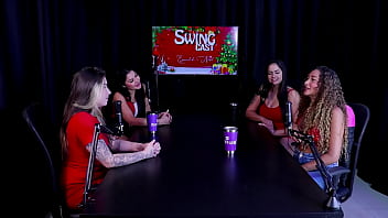 Bruninha, Si Eksibisionis Liar Yang Dimulai Dari Hobi Telanjang Dan Didukung Ibunya Sendiri, Kini Berbagi Kisah Panas Lewat Live Tentang Video Bocor Dan Aksi Mesumnya Di Atas Kapal