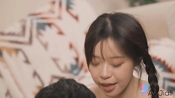 Gadis Sma Tiongkok Yuli Yang Seksi Dalam Seragam Sekolah Ngentot Dengan Pacarnya.