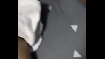 Model Seksi China Menggoda Di Kamar Hotel Dengan Asap Dan Gairah