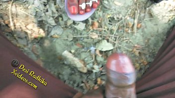 Bercinta Liar Di Hutan: Desi Indian Bugil Dengan Saree