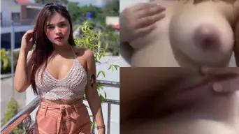Hot Selebgram Chindo Dibocorin Mantan, Foto Mesra Dan Video Ranjangnya Bikin Ngeces