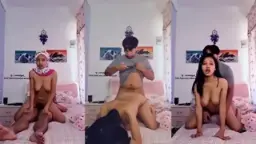 Menggoda Pacar Dengan Mukena Yang Basah