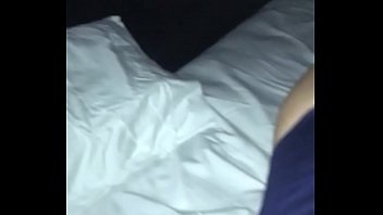 Ibu-ibu Arab Yang Menggoda Sedang Melayani Hasratku Dengan Mulut Dan Tubuhnya.