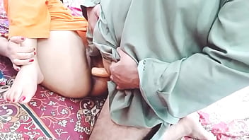 Istri Pakistan Bayar Tagihan Bulanan Pakai Lubang Pantatnya – Bicara Seks Panas Dengan Audio Hindi Jernih