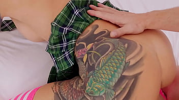 Gadis Rusia Merah Rambut Imut Dengan Kaus Kaki Tinggi Dan Memek Cantik, Bercinta Kasar