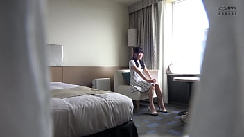 Gadis Jepang Imut Baru Tumpah Penuh Di Dalam