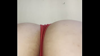 Gadis Berhijab Arab Membungkuk Memamerkan Pantat Montok Dan Bokong Sempurna Di Balik Niqab