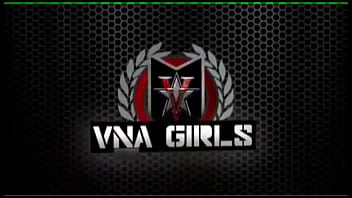 Maxine X Menggoda Di Ruang Tamu! Dia Memuaskan Dirinya Sendiri