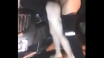 Gadis Tionghoa Digoyang Keras Di Pinggir Jalan