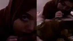 Menggoda Dengan Hijab Cokelat Yang Menggairahkan