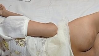 Saudara Kandung India Bercinta Telanjang Saat Orang Tua Mereka Pergi