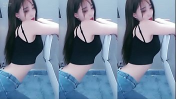 Điệu Nhảy Mông Lắc Cuồng Nhiệt Của Quý Cô Trung Hoa