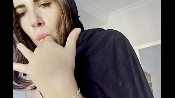 Putri Arab Menggoda Dengan Jari Sendiri Dan Mengirim Rekaman Panas Untuk Kekasihnya