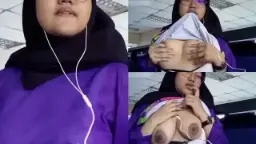 Gadis Berkerudung Yang Tak Tahu Malu Memamerkan Dirinya Di Kantor