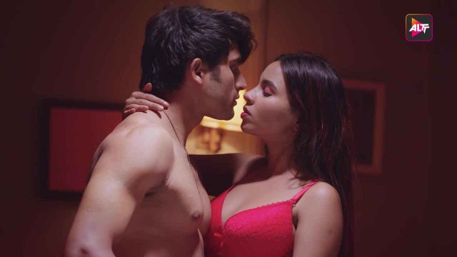 Utha Patak 2024: Adegan Panas Episode 4 Web Series Hindi Di Aplikasi Altt