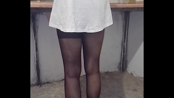 Azgın Türk Kadını Külotlu çorap Fantezisiyle Kendinden Geçiyor