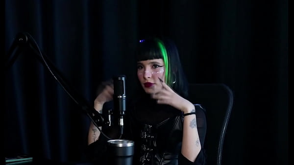 Dihujat Karena Bisnis Bokep, Dipanggil Kepala Sekolah Gara-gara Video Mesum Bocor, Hilangnya Keperawanan Di Ranjang Ibunya Sendiri – Kisah Panas Carol Rhcp (sheer/red)