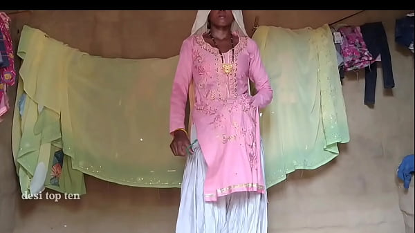 मेरी गर्म पत्नी की चूत को जीभ से चाटने के बाद मोटे लंड से जबरदस्त चोदाई