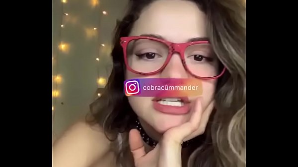 Tarian Rusia Yang Menggoda Dan Baju Terbuka Di Bigo