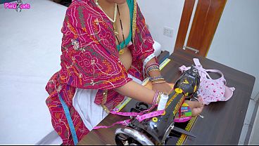 Sasur Ji Menggoda Menantu Sendirian Di Rumah – Pengukuran Badan Berubah Jadi Adegan Panas Dengan Kontol Keras Di Lubang Berbulu Lebat.