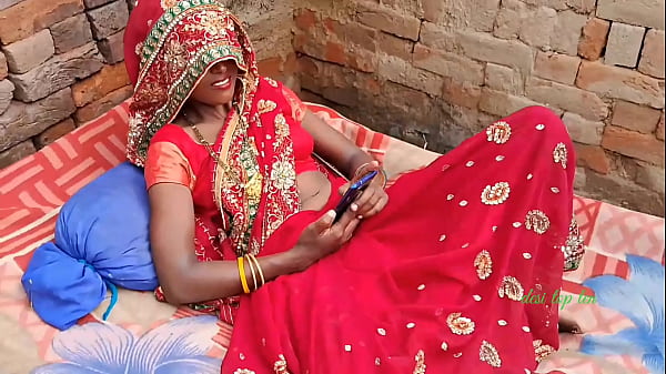 Pertama Kali Bercinta Di Ranjang, Istri Lokal Menggairahkan Di Kasur