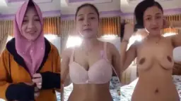 Jilbab Merah Muda Kirim Video Telanjang Bugil