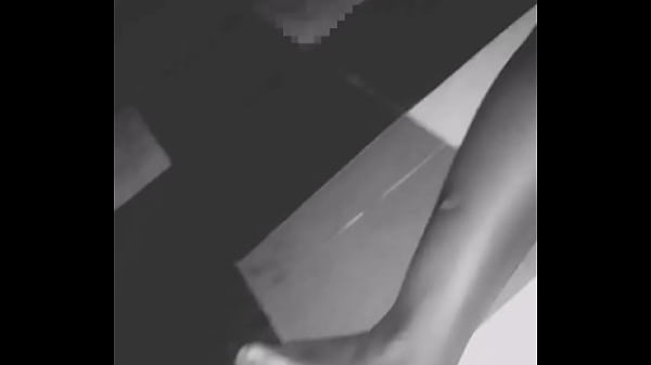 Langsung Tonton: Aku Mainin 2.5gb-ku Sampai Basah Dan Menggila