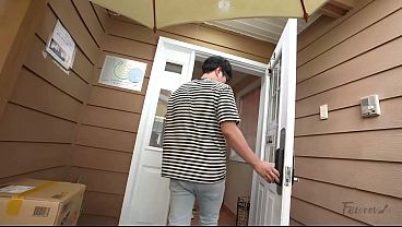 Gadis Korea Tetangga Yang Kabur, Ingin Cari Pacar Untuk Tinggal Serumah