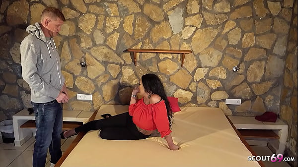 Zara Mendez, Milf Jerman Yang Panas, Menggoda Iparnya Hingga Mereka Berselingkuh Dan Bercinta