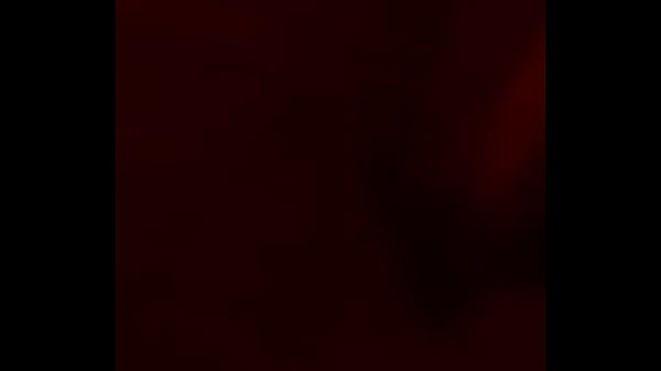 Gadis Eksotis Berkulit Gelap Yang Menggoda