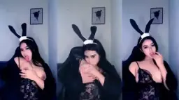 Helenacrln Makin Hot, Jilat Uting Payudara