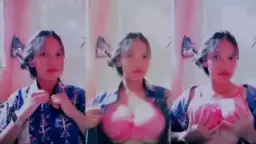 Shafina, Siswa Montok Dengan Payudara Besar Usai Pulang Sekolah