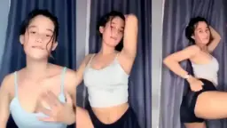 Vivie Bergoyang Sensual Dengan Baju Putih Yang Menggoda